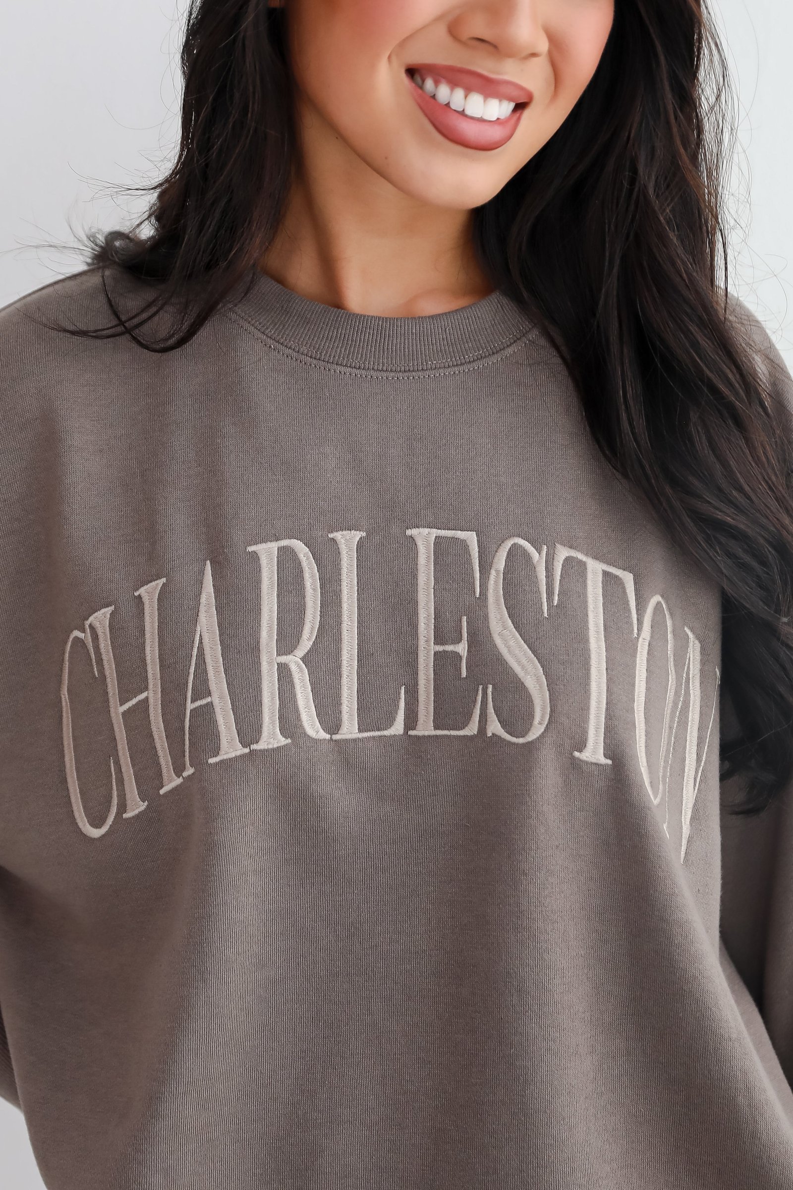 Charleston Embroidered Sweatshirt KP10