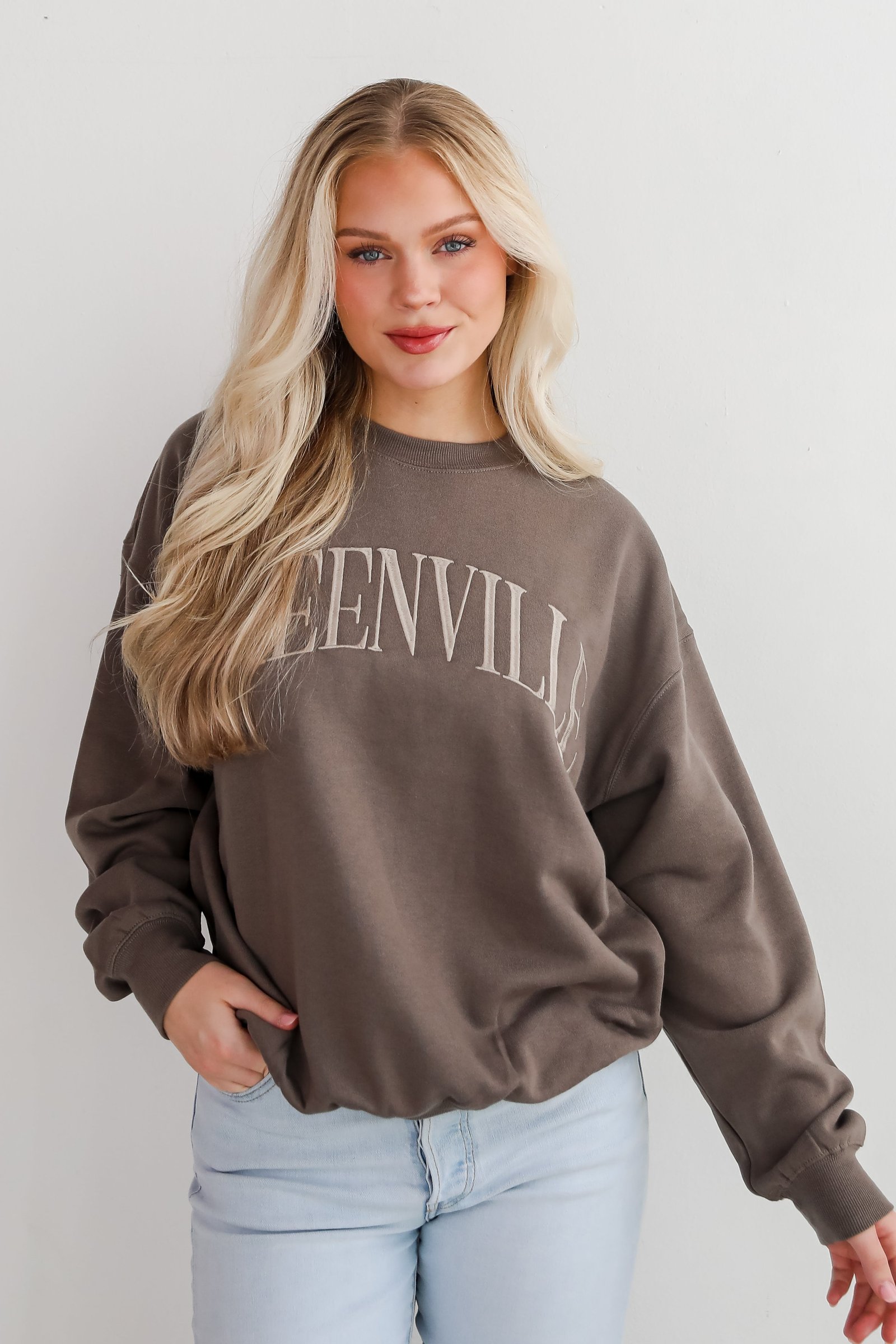 Greenville Embroidered Sweatshirt KP8